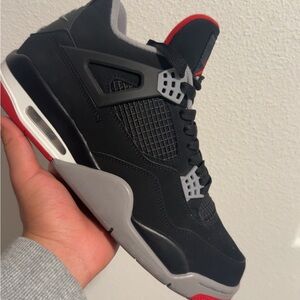 Nike Bred Jordan 4